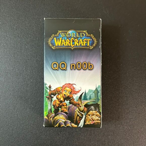 2008 BlizzCon Exclusive World of Warcraft QQ n00b Tissues - Picture 1 of 2